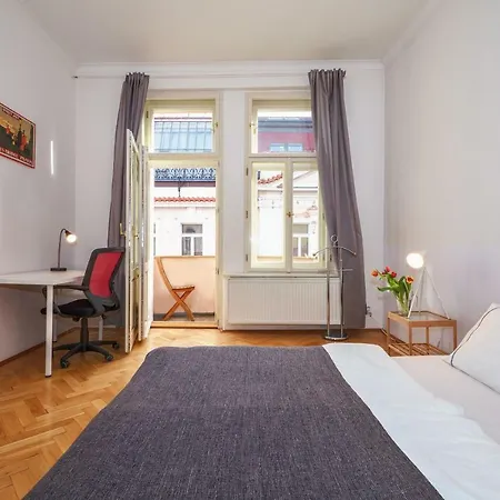 Ostrovni Prag